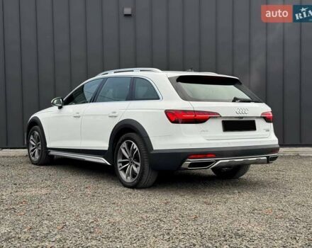 Белый Ауди А4 Олроуд, объемом двигателя 2 л и пробегом 129 тыс. км за 36900 $, фото 5 на Automoto.ua