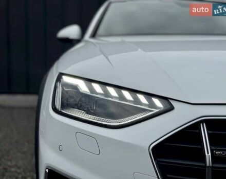 Белый Ауди А4 Олроуд, объемом двигателя 2 л и пробегом 129 тыс. км за 36900 $, фото 3 на Automoto.ua