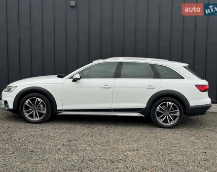 Белый Ауди А4 Олроуд, объемом двигателя 2 л и пробегом 129 тыс. км за 36900 $, фото 4 на Automoto.ua