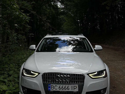 Ауди А4 Олроуд 2013 в Львове на Automoto.ua Белый Ауди А4 Олроуд, объемом двигателя 1.98 л и пробегом 251 тыс. км за 13750 $, фото 1 на Automoto.ua