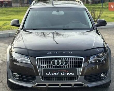 Коричневый Ауди А4 Олроуд, объемом двигателя 1.98 л и пробегом 198 тыс. км за 10999 $, фото 1 на Automoto.ua