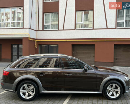 Коричневый Ауди А4 Олроуд, объемом двигателя 3 л и пробегом 325 тыс. км за 16400 $, фото 12 на Automoto.ua