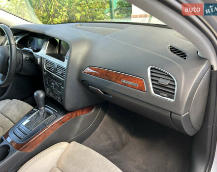 Серый Ауди А4 Олроуд, объемом двигателя 2 л и пробегом 207 тыс. км за 10900 $, фото 76 на Automoto.ua