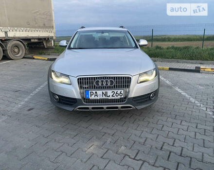 Сірий Ауді A4 Allroad, об'ємом двигуна 2 л та пробігом 205 тис. км за 14900 $, фото 19 на Automoto.ua