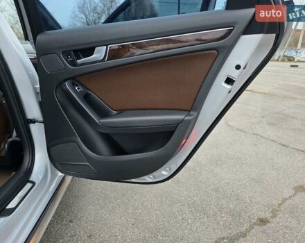 Серый Ауди А4 Олроуд, объемом двигателя 2 л и пробегом 207 тыс. км за 12777 $, фото 106 на Automoto.ua