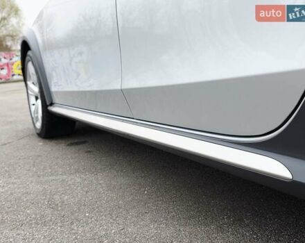 Серый Ауди А4 Олроуд, объемом двигателя 2 л и пробегом 207 тыс. км за 12777 $, фото 18 на Automoto.ua