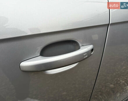 Серый Ауди А4 Олроуд, объемом двигателя 2 л и пробегом 200 тыс. км за 9800 $, фото 8 на Automoto.ua