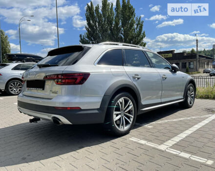 Сірий Ауді A4 Allroad, об'ємом двигуна 2 л та пробігом 70 тис. км за 27400 $, фото 3 на Automoto.ua