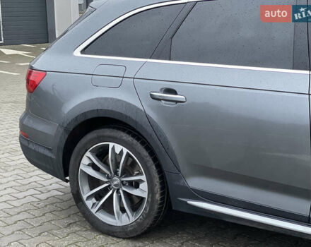 Серый Ауди А4 Олроуд, объемом двигателя 1.98 л и пробегом 187 тыс. км за 21500 $, фото 5 на Automoto.ua