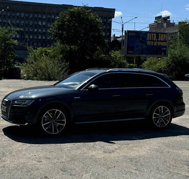 Серый Ауди А4 Олроуд, объемом двигателя 1.98 л и пробегом 110 тыс. км за 24500 $, фото 12 на Automoto.ua