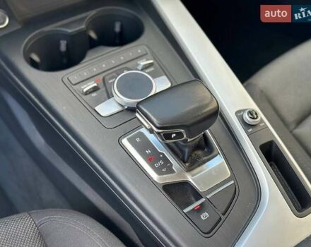 Серый Ауди А4 Олроуд, объемом двигателя 1.97 л и пробегом 260 тыс. км за 25000 $, фото 65 на Automoto.ua