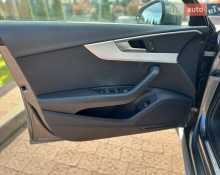 Серый Ауди А4 Олроуд, объемом двигателя 1.97 л и пробегом 260 тыс. км за 25000 $, фото 46 на Automoto.ua