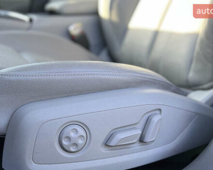 Сірий Ауді A4 Allroad, об'ємом двигуна 2 л та пробігом 64 тис. км за 28300 $, фото 20 на Automoto.ua