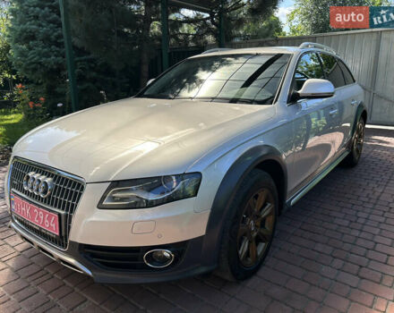 Серый Ауди А4 Олроуд, объемом двигателя 2 л и пробегом 207 тыс. км за 11800 $, фото 1 на Automoto.ua
