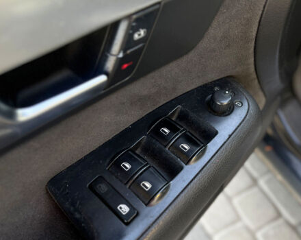 Чорний Ауді A4 Avant, об'ємом двигуна 3 л та пробігом 491 тис. км за 5800 $, фото 9 на Automoto.ua