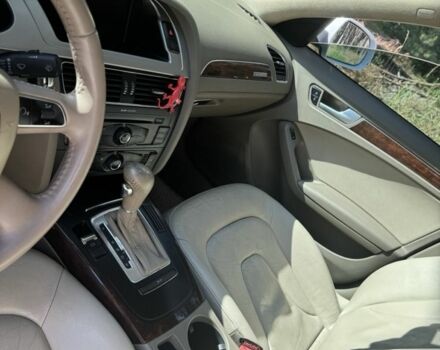 Білий Ауді А4, об'ємом двигуна 2 л та пробігом 249 тис. км за 10700 $, фото 8 на Automoto.ua