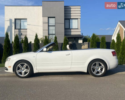 Белый Ауди А4, объемом двигателя 2 л и пробегом 238 тыс. км за 8499 $, фото 3 на Automoto.ua