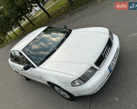 Белый Ауди А4, объемом двигателя 1.8 л и пробегом 270 тыс. км за 2700 $, фото 6 на Automoto.ua