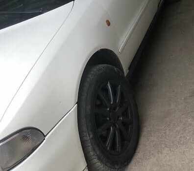 Белый Ауди А4, объемом двигателя 1.78 л и пробегом 340 тыс. км за 2700 $, фото 4 на Automoto.ua