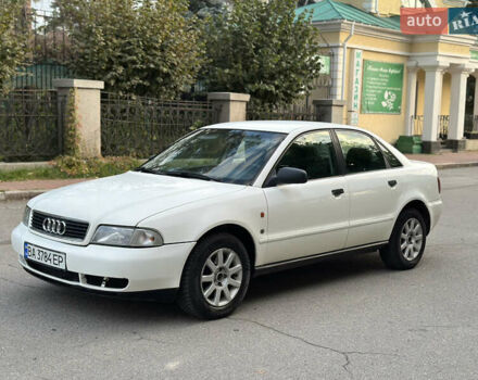 Белый Ауди А4, объемом двигателя 1.8 л и пробегом 270 тыс. км за 2700 $, фото 10 на Automoto.ua