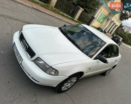 Белый Ауди А4, объемом двигателя 1.8 л и пробегом 270 тыс. км за 2700 $, фото 7 на Automoto.ua