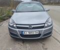Белый Ауди А4, объемом двигателя 1.78 л и пробегом 400 тыс. км за 2800 $, фото 1 на Automoto.ua