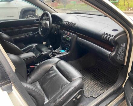 Белый Ауди А4, объемом двигателя 1.9 л и пробегом 280 тыс. км за 3200 $, фото 4 на Automoto.ua