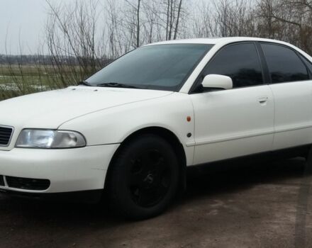 Білий Ауді А4, об'ємом двигуна 1.9 л та пробігом 415 тис. км за 3200 $, фото 18 на Automoto.ua