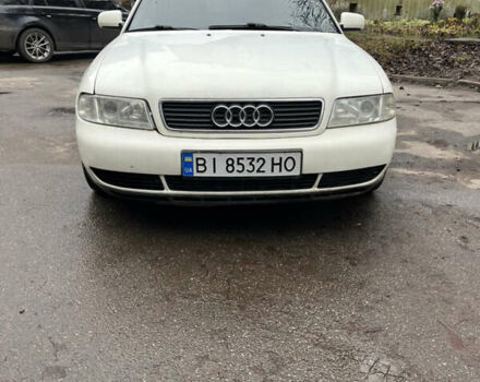 Белый Ауди А4, объемом двигателя 1.78 л и пробегом 320 тыс. км за 2100 $, фото 3 на Automoto.ua