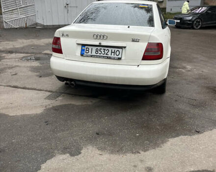 Белый Ауди А4, объемом двигателя 1.78 л и пробегом 320 тыс. км за 2100 $, фото 5 на Automoto.ua