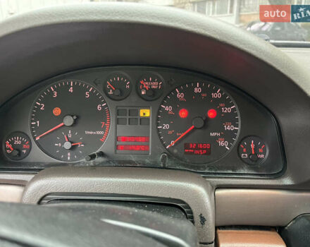 Белый Ауди А4, объемом двигателя 1.78 л и пробегом 320 тыс. км за 2100 $, фото 16 на Automoto.ua