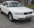 Белый Ауди А4, объемом двигателя 1.6 л и пробегом 377 тыс. км за 4750 $, фото 1 на Automoto.ua