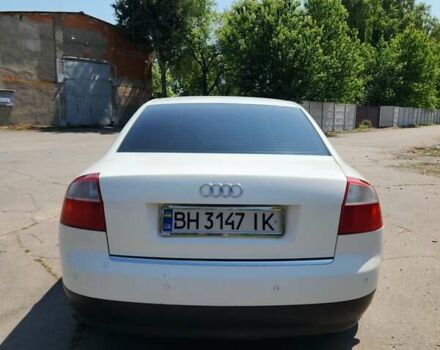 Білий Ауді А4, об'ємом двигуна 2.5 л та пробігом 292 тис. км за 4100 $, фото 4 на Automoto.ua
