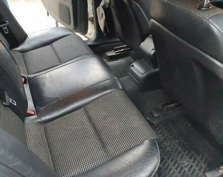 Белый Ауди А4, объемом двигателя 1.98 л и пробегом 304 тыс. км за 5700 $, фото 7 на Automoto.ua