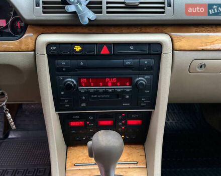 Белый Ауди А4, объемом двигателя 1.98 л и пробегом 177 тыс. км за 4900 $, фото 25 на Automoto.ua