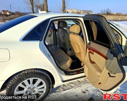Белый Ауди А4, объемом двигателя 2 л и пробегом 247 тыс. км за 6500 $, фото 3 на Automoto.ua