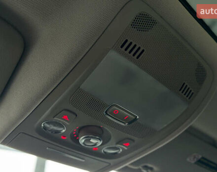 Білий Ауді А4, об'ємом двигуна 1.98 л та пробігом 280 тис. км за 8499 $, фото 18 на Automoto.ua