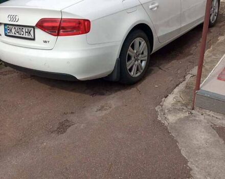 Белый Ауди А4, объемом двигателя 1.8 л и пробегом 238 тыс. км за 9700 $, фото 4 на Automoto.ua