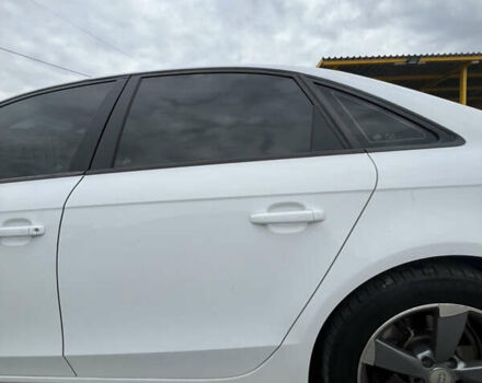 Ауди А4 2008 в Хмельницком на Automoto.ua Белый Ауди А4, объемом двигателя 1.97 л и пробегом 244 тыс. км за 8500 $, фото 5 на Automoto.ua