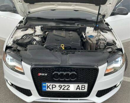 Белый Ауди А4, объемом двигателя 2 л и пробегом 298 тыс. км за 9900 $, фото 11 на Automoto.ua