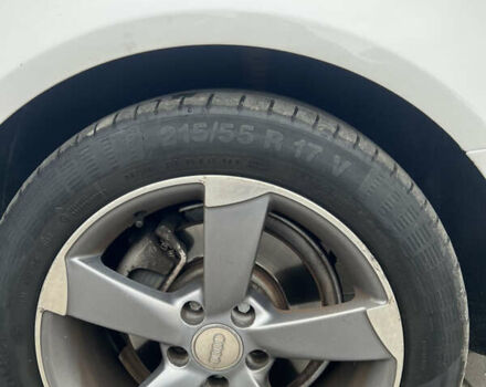 Ауди А4 2008 в Хмельницком на Automoto.ua Белый Ауди А4, объемом двигателя 1.97 л и пробегом 244 тыс. км за 8500 $, фото 6 на Automoto.ua