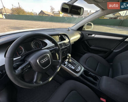 Ауди А4 2008 в Александрие на Automoto.ua Белый Ауди А4, объемом двигателя 1.8 л и пробегом 339 тыс. км за 7950 $, фото 10 на Automoto.ua