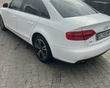 Білий Ауді А4, об'ємом двигуна 2 л та пробігом 280 тис. км за 8200 $, фото 20 на Automoto.ua