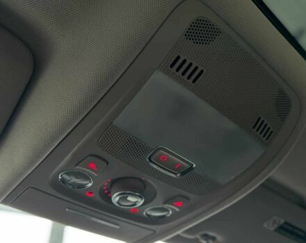 Белый Ауди А4, объемом двигателя 2 л и пробегом 280 тыс. км за 8499 $, фото 18 на Automoto.ua