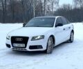 Білий Ауді А4, об'ємом двигуна 2 л та пробігом 275 тис. км за 8200 $, фото 2 на Automoto.ua