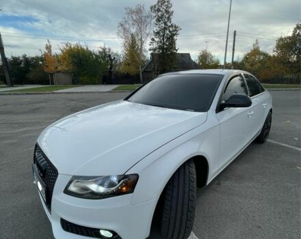 Белый Ауди А4, объемом двигателя 2 л и пробегом 298 тыс. км за 9900 $, фото 3 на Automoto.ua