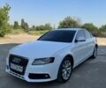 Белый Ауди А4, объемом двигателя 2 л и пробегом 304 тыс. км за 8500 $, фото 1 на Automoto.ua