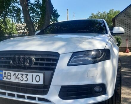 Белый Ауди А4, объемом двигателя 2 л и пробегом 220 тыс. км за 10400 $, фото 1 на Automoto.ua