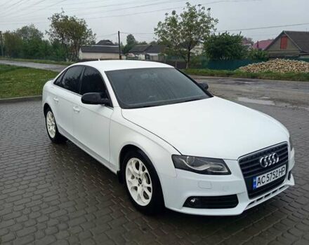 Білий Ауді А4, об'ємом двигуна 2 л та пробігом 350 тис. км за 9500 $, фото 8 на Automoto.ua