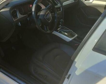 Белый Ауди А4, объемом двигателя 2 л и пробегом 250 тыс. км за 8350 $, фото 1 на Automoto.ua